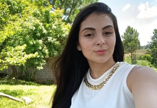 Joice Mara, de 24 anos, foi assassinada dentro da própria casa — Foto: Arquivo Familiar