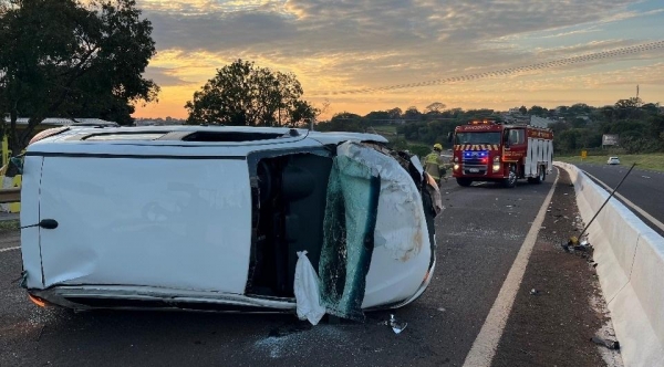 A jovem saiu andando do veículo. Foto: Catve