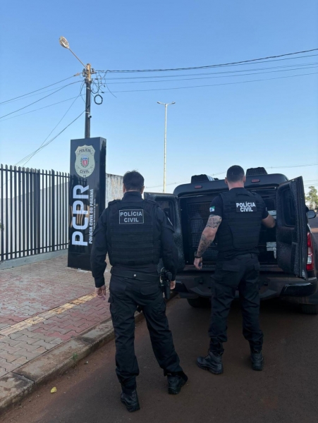 Momento da prisão do professor. Foto: PCPR