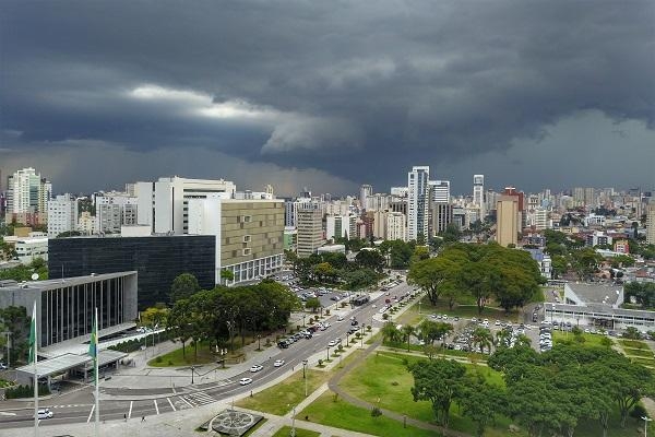 Paraná tem previsão de tempestades nesta quinta-feira, informa o Simepar Foto: SECOM