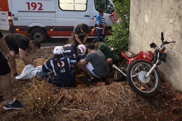 O jovem conduzia uma motocicleta Honda CG quando perdeu o controle do veículo. Foto: Divulgação.