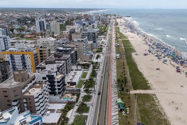 Durante o Verão Maior Paraná, a PCPR orienta turistas e moradores a redobrarem a atenção ao negociar a locação de imóveis
