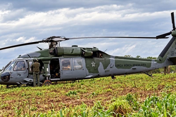 Aeronave interrompeu temporariamente o voo em Candói devido ao mau tempo e à baixa visibilidade (Foto Redes Sociais)